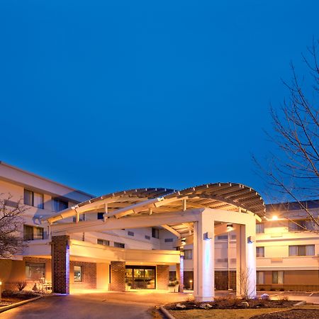 Holiday Inn Express Milwaukee - West Medical Center By Ihg Wauwatosa Exteriör bild