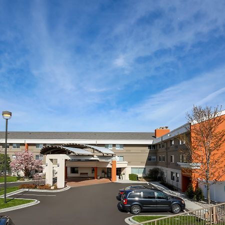Holiday Inn Express Milwaukee - West Medical Center By Ihg Wauwatosa Exteriör bild