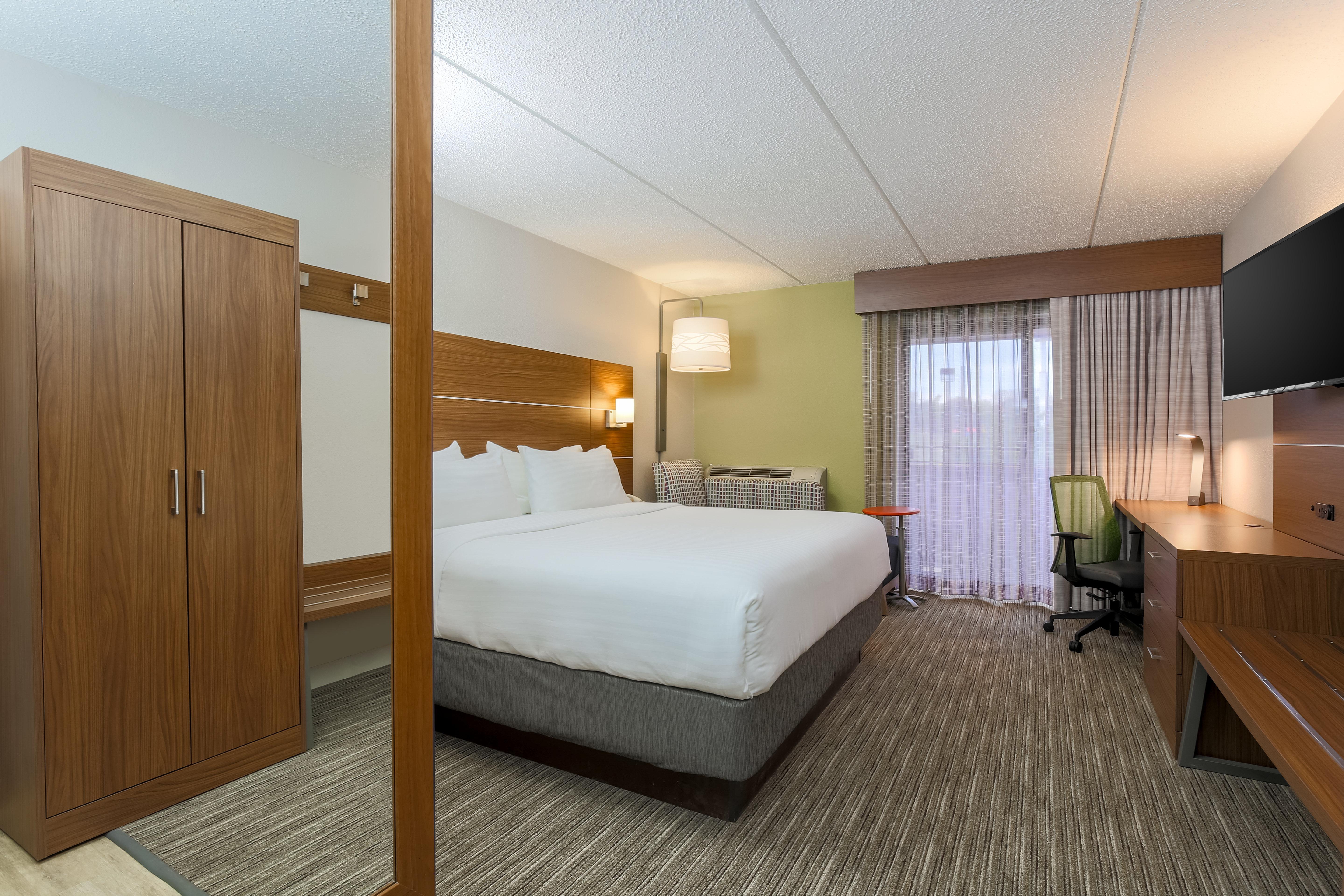 Holiday Inn Express Milwaukee - West Medical Center By Ihg Wauwatosa Exteriör bild
