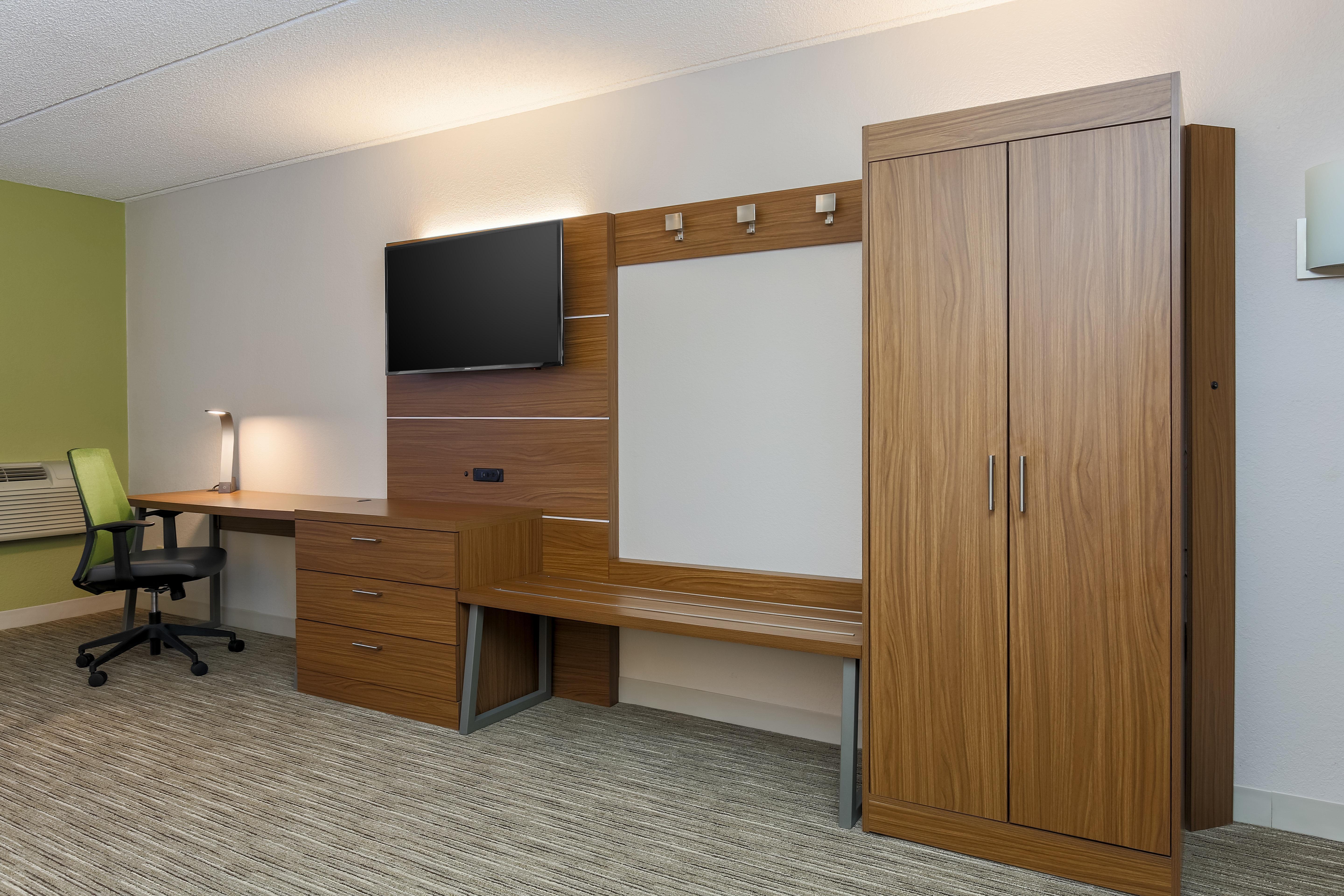 Holiday Inn Express Milwaukee - West Medical Center By Ihg Wauwatosa Exteriör bild