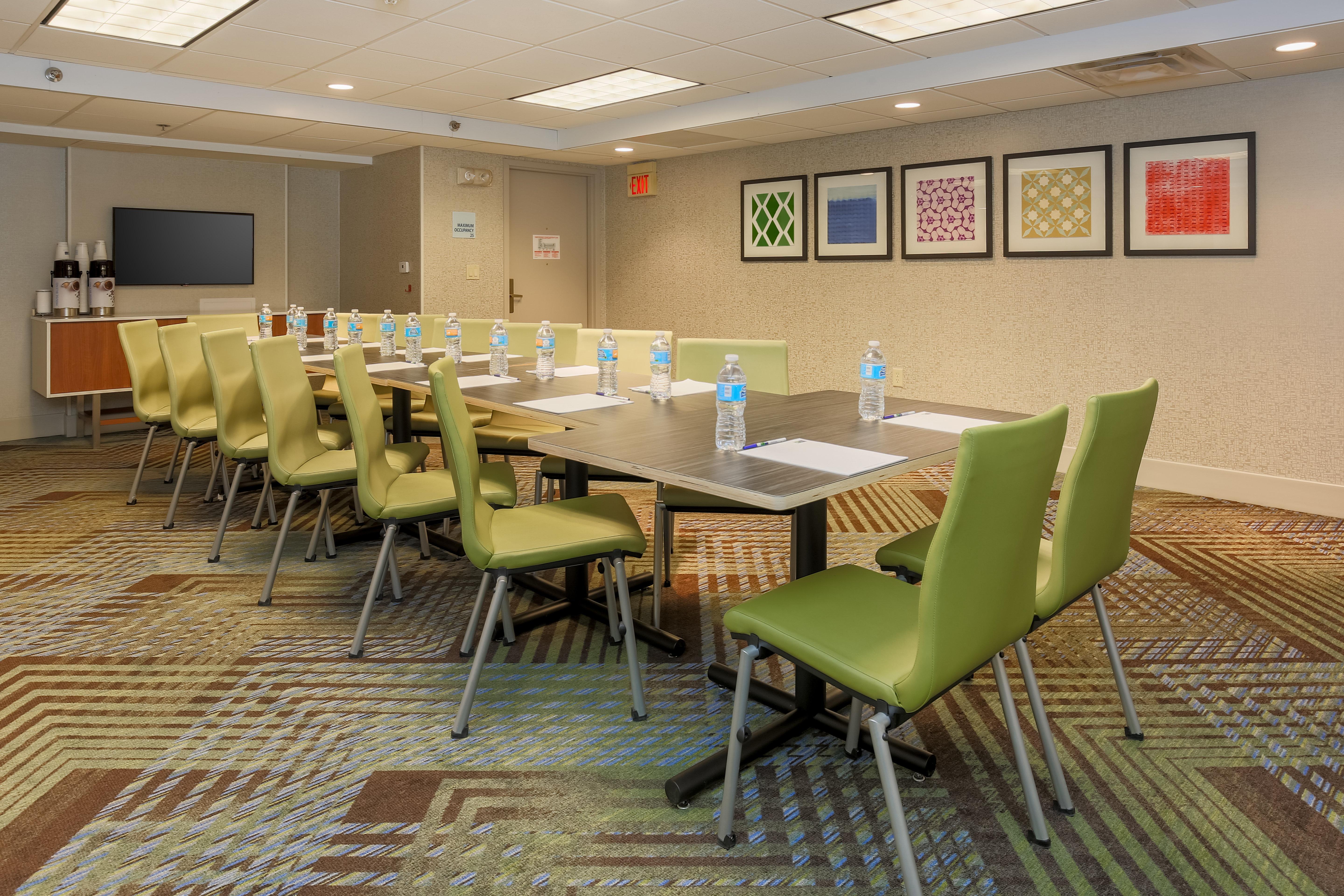 Holiday Inn Express Milwaukee - West Medical Center By Ihg Wauwatosa Exteriör bild