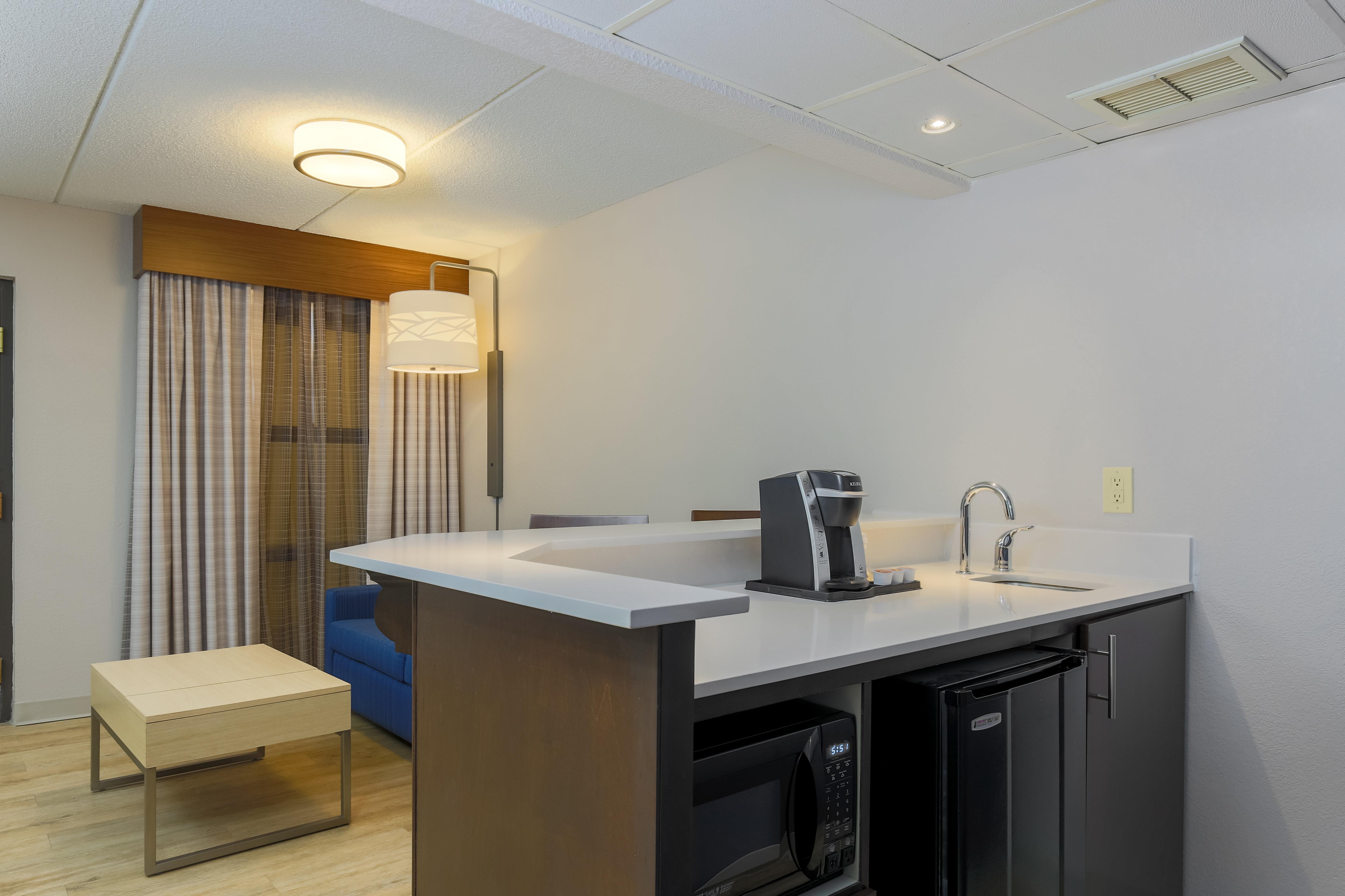Holiday Inn Express Milwaukee - West Medical Center By Ihg Wauwatosa Exteriör bild